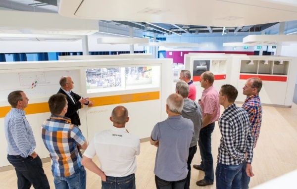 照明企業展廳設計案例分享