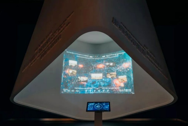 商業(yè)展廳 “吸睛密碼”：多媒體技術的營銷轉(zhuǎn)化邏輯